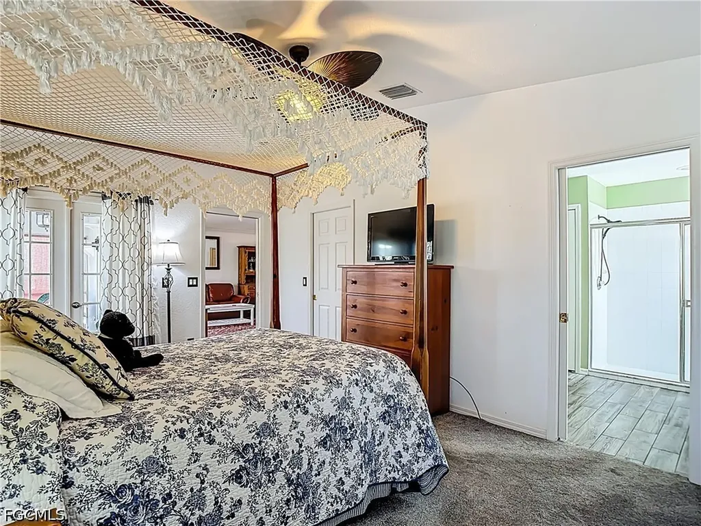 2561 Valparaiso Boulevard North Fort Myers FL 33917