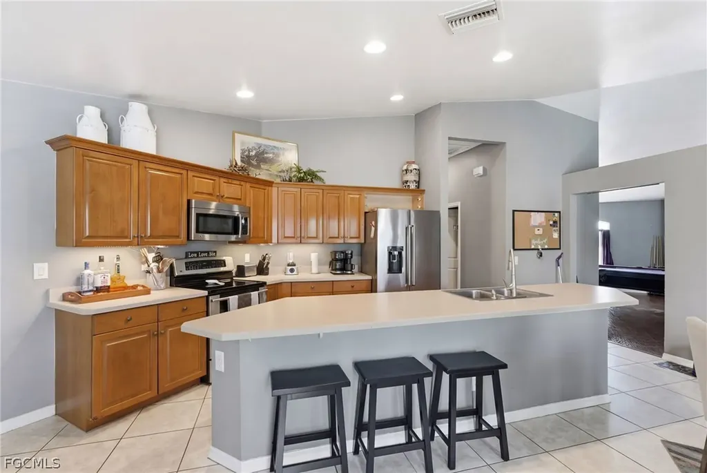 3941 NW 42nd Lane Cape Coral FL 33993