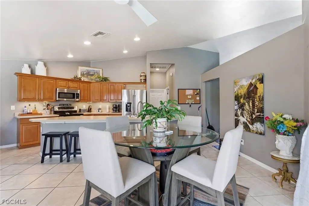 3941 NW 42nd Lane Cape Coral FL 33993