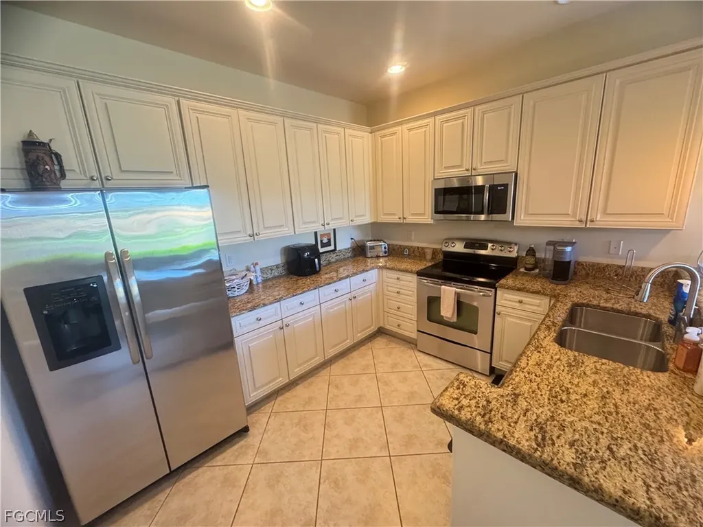 11908 Izarra Way Fort Myers FL 33912