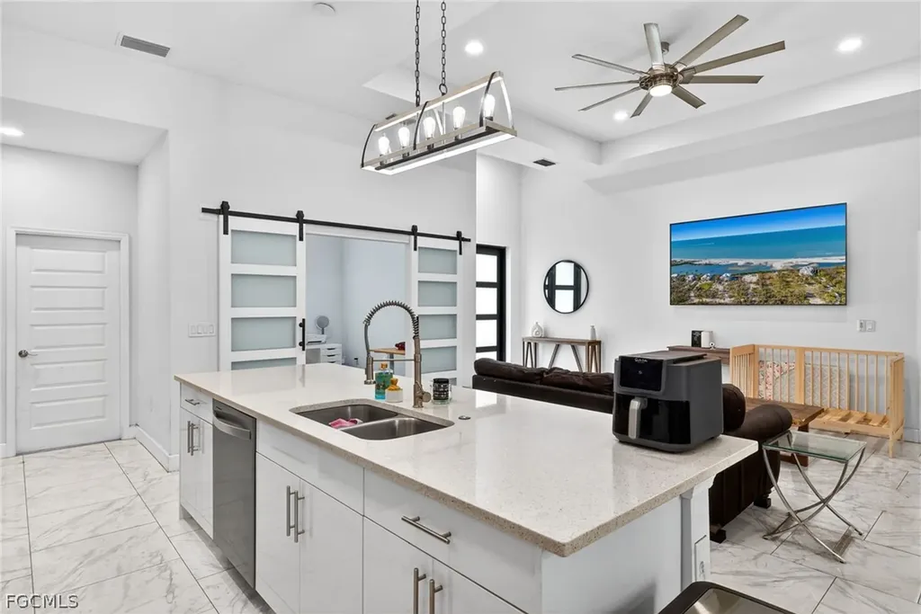 1137 NE 4th Avenue Cape Coral FL 33909