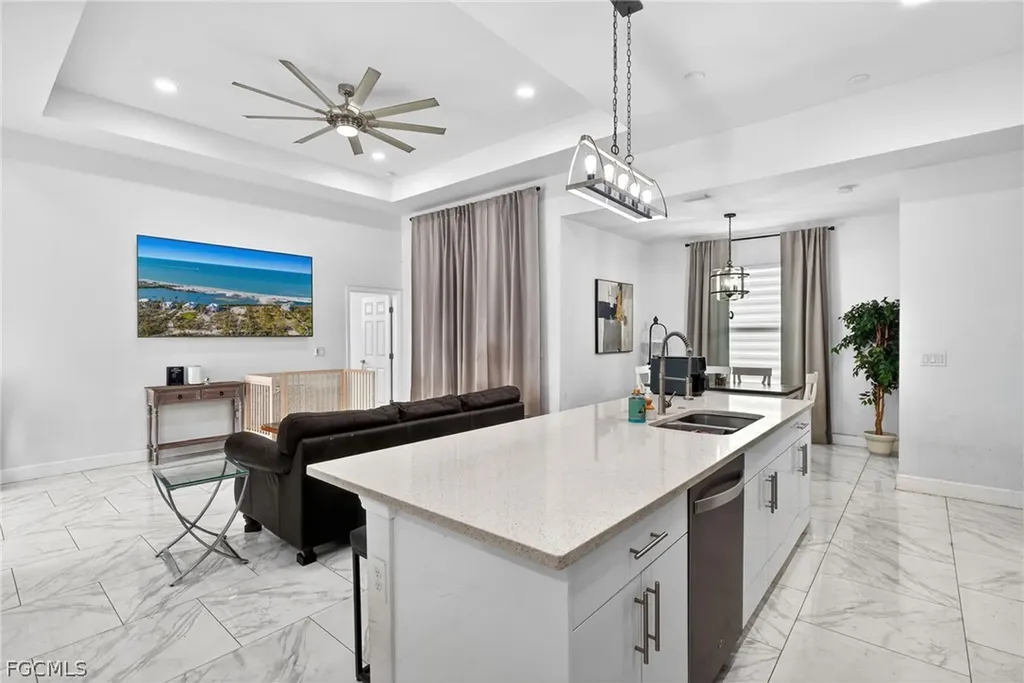 1137 NE 4th Avenue Cape Coral FL 33909