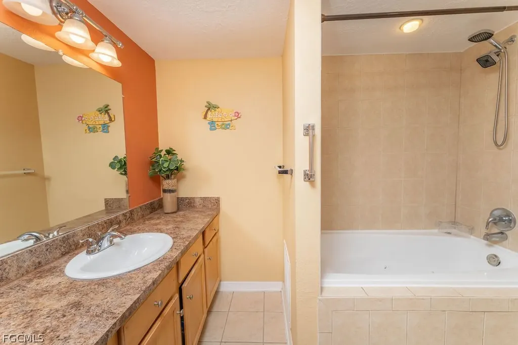 3344 N Key Drive North Fort Myers FL 33903