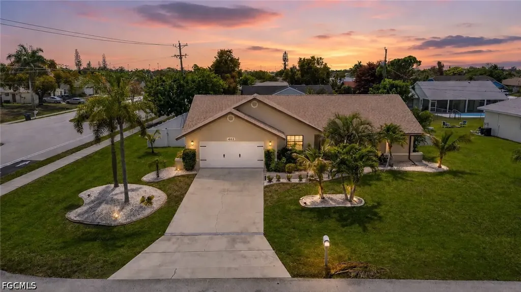 402 SW 37th Lane Cape Coral FL 33914