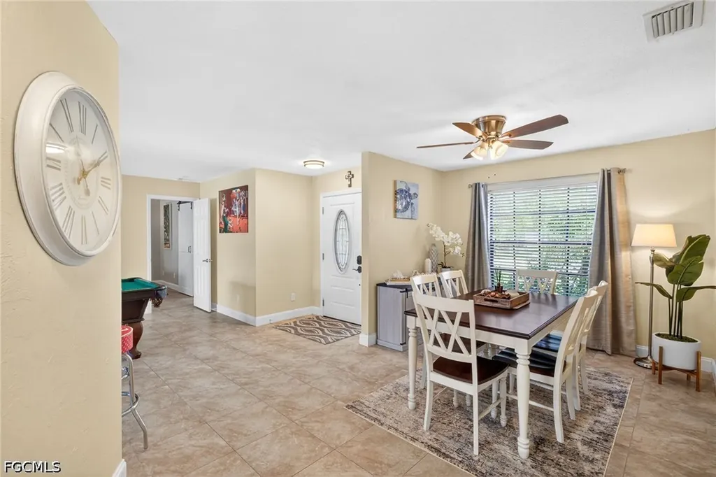 402 SW 37th Lane Cape Coral FL 33914