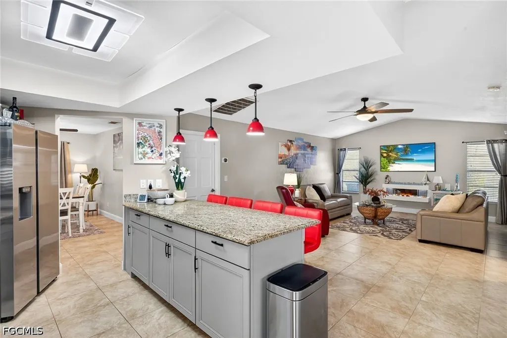 402 SW 37th Lane Cape Coral FL 33914