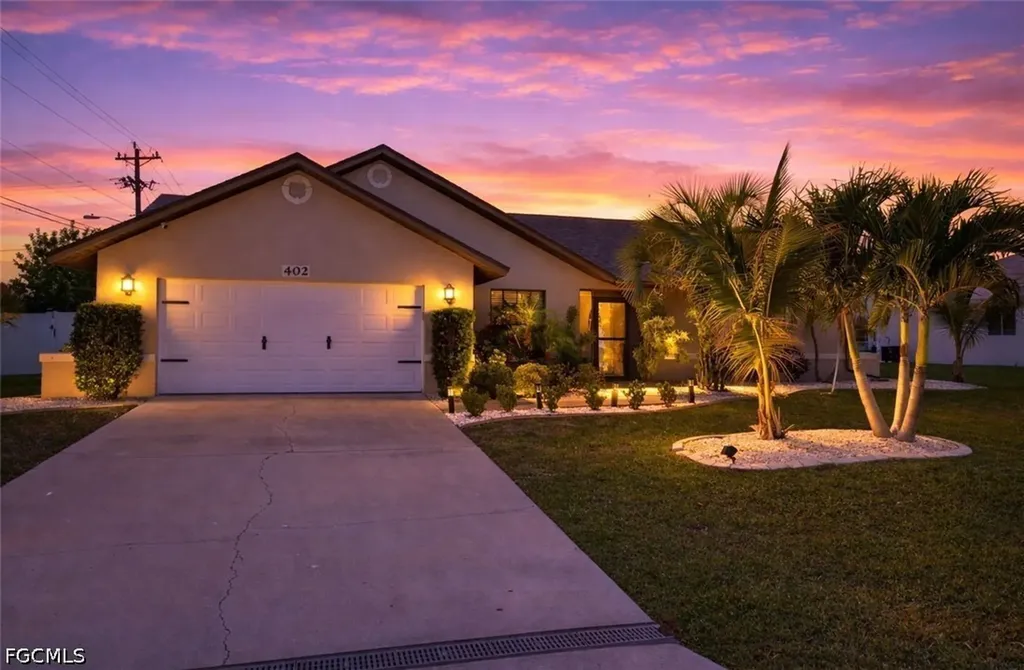 402 SW 37th Lane Cape Coral FL 33914