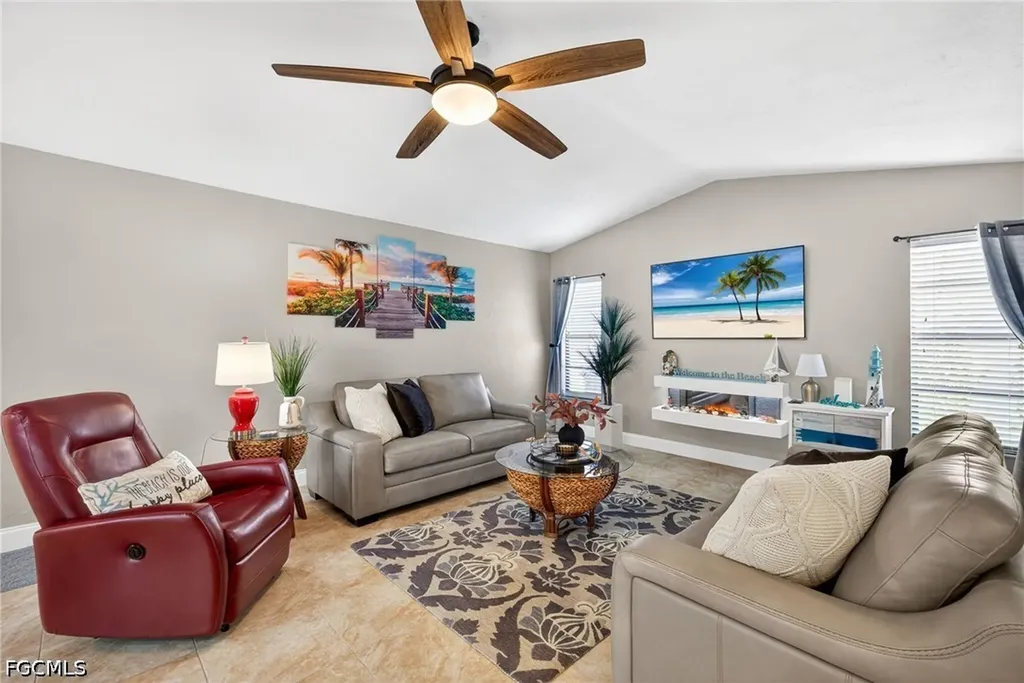 402 SW 37th Lane Cape Coral FL 33914