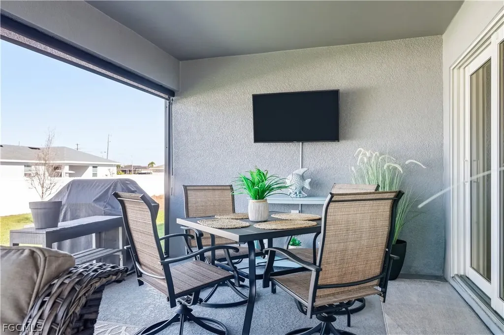 2214 NW 21st Avenue Cape Coral FL 33993