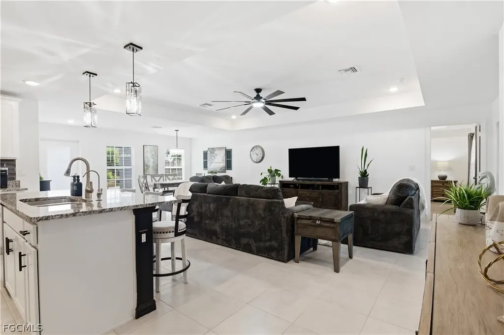 2214 NW 21st Avenue Cape Coral FL 33993