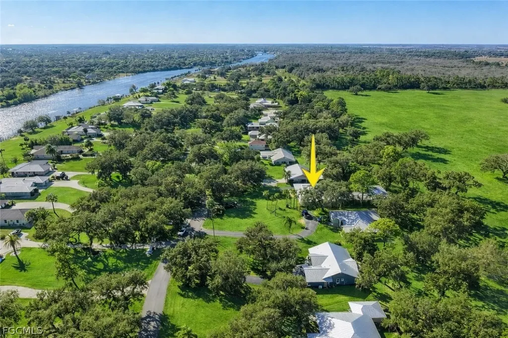 1270 Riverbend Drive Labelle FL 33935
