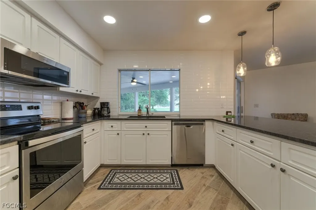 1270 Riverbend Drive Labelle FL 33935