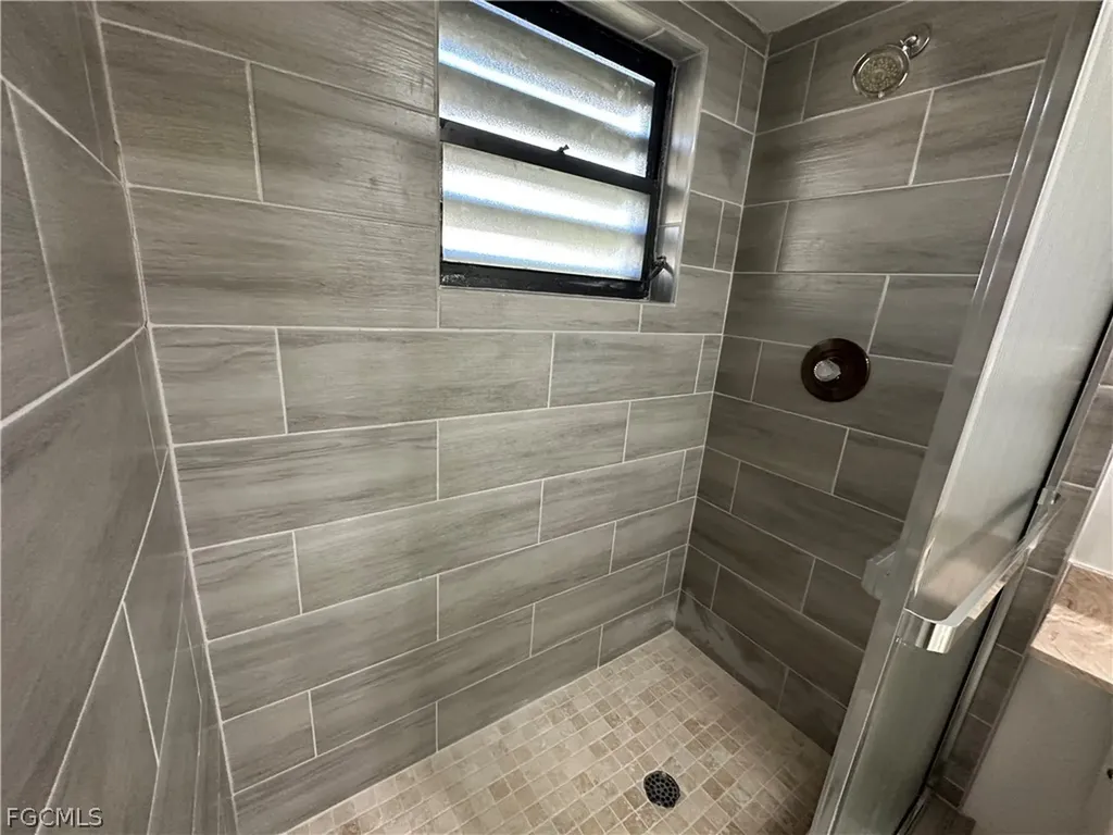 209 Pinebrook Drive Fort Myers FL 33907