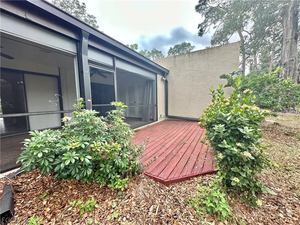 209 Pinebrook Drive Fort Myers FL 33907