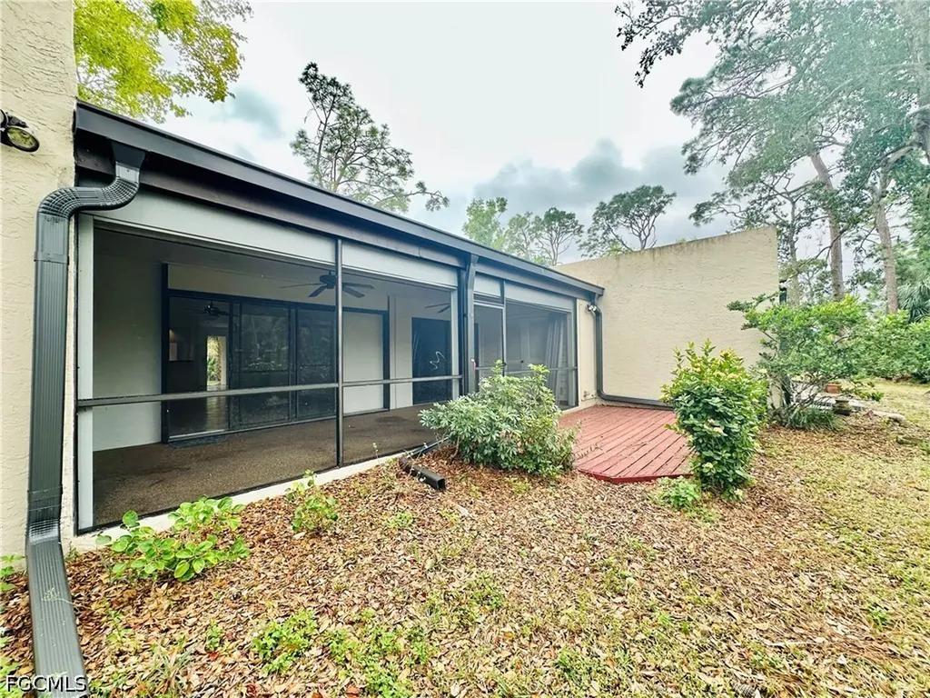 209 Pinebrook Drive Fort Myers FL 33907