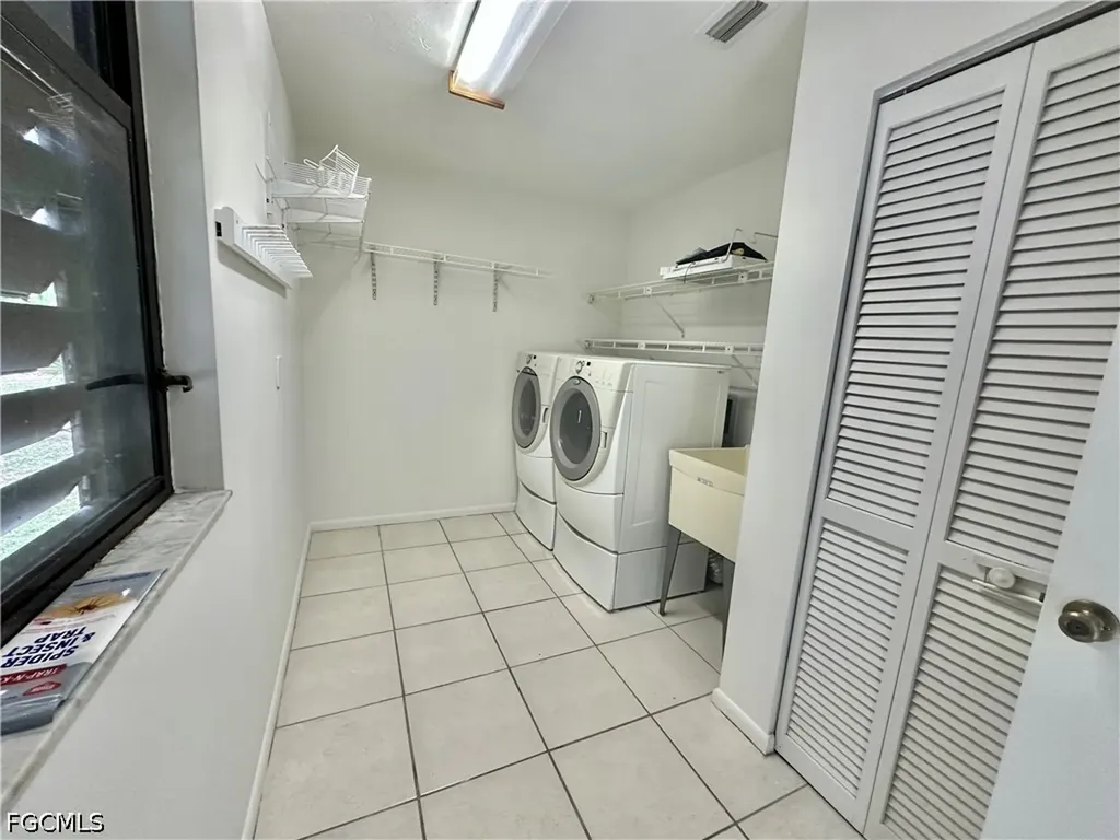209 Pinebrook Drive Fort Myers FL 33907