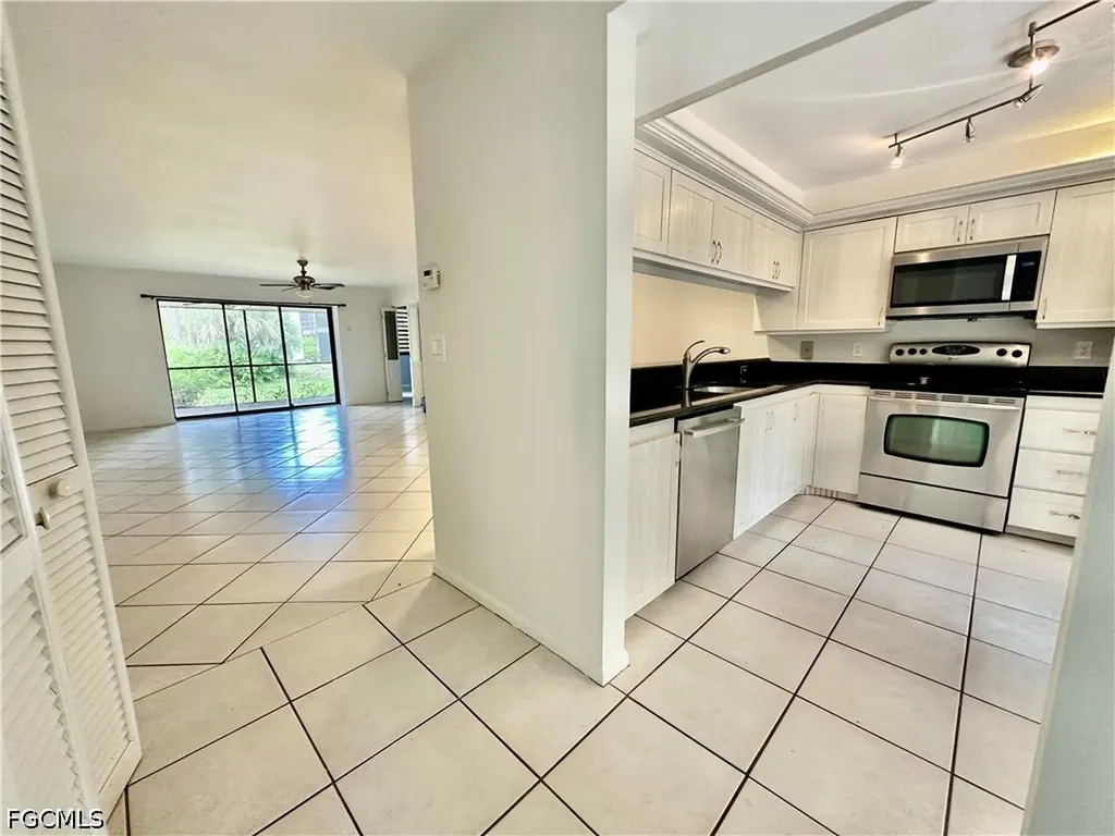 209 Pinebrook Drive Fort Myers FL 33907