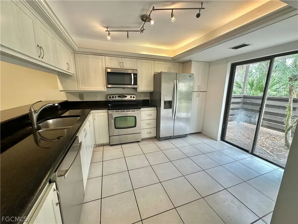 209 Pinebrook Drive Fort Myers FL 33907