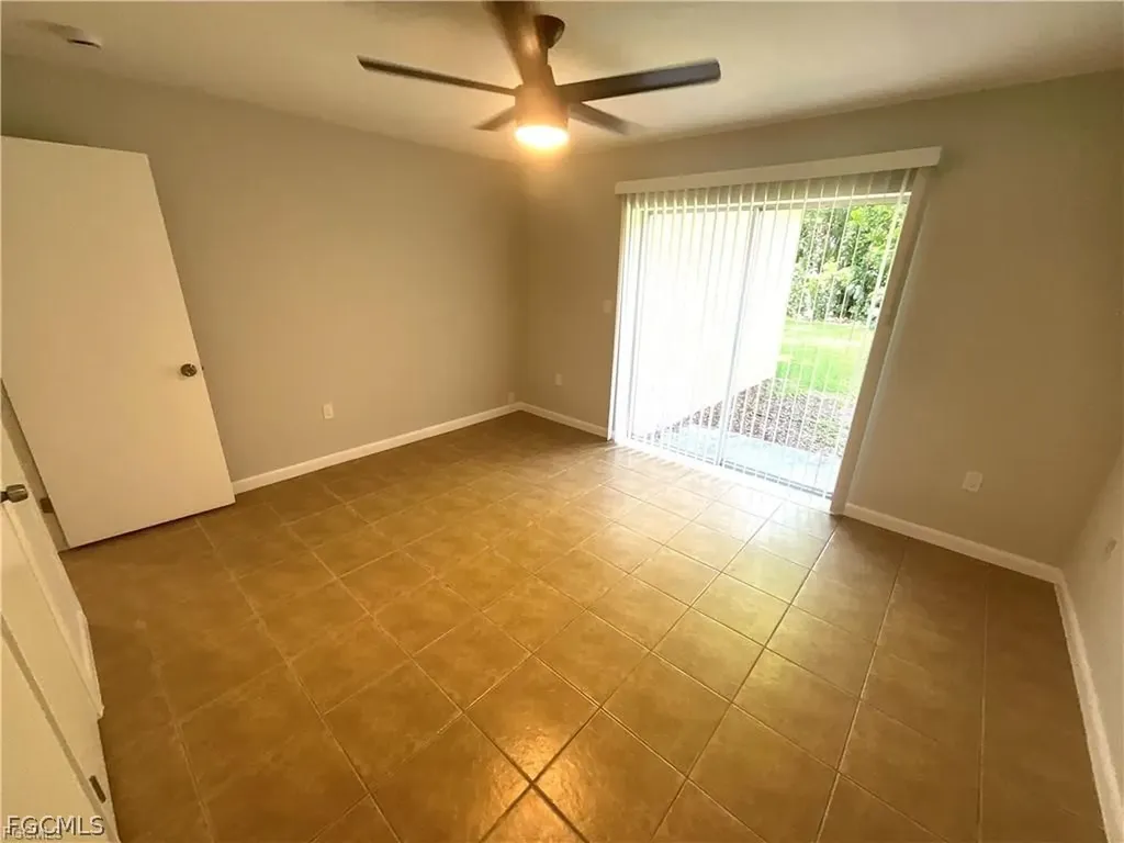 610 SE 13th Court Cape Coral FL 33990