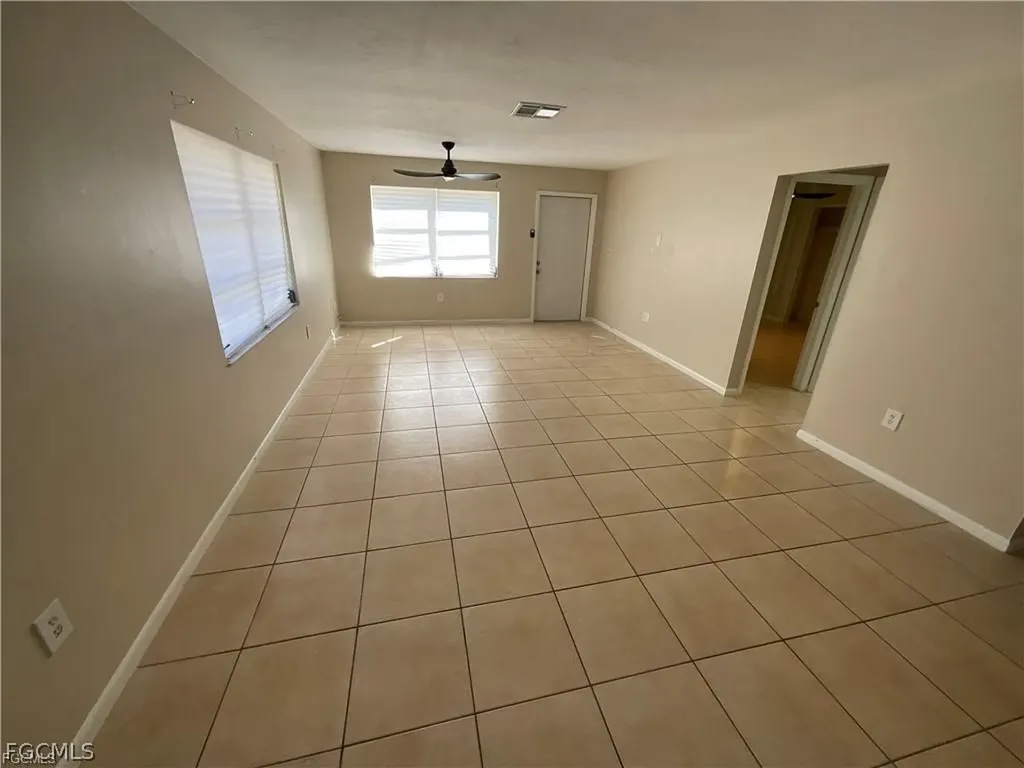 610 SE 13th Court Cape Coral FL 33990