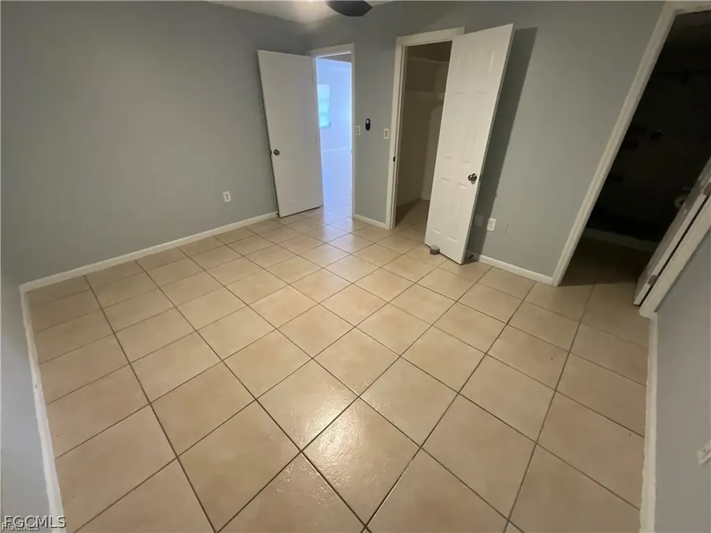 610 SE 13th Court Cape Coral FL 33990