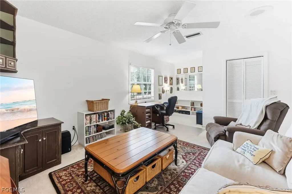 2924 Gladiola Street Fort Myers FL 33901
