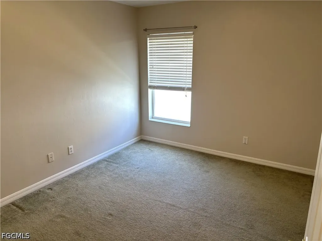 8290 Village Edge Circle Fort Myers FL 33919