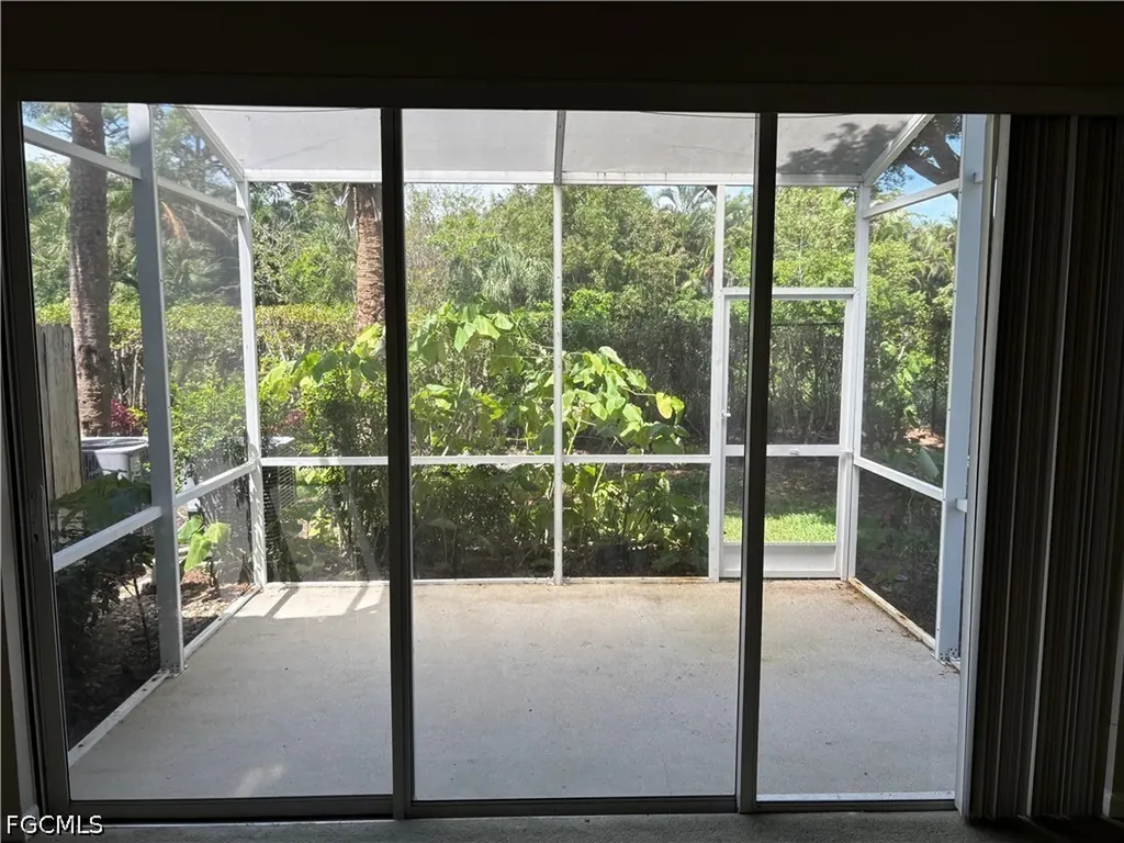 8290 Village Edge Circle Fort Myers FL 33919