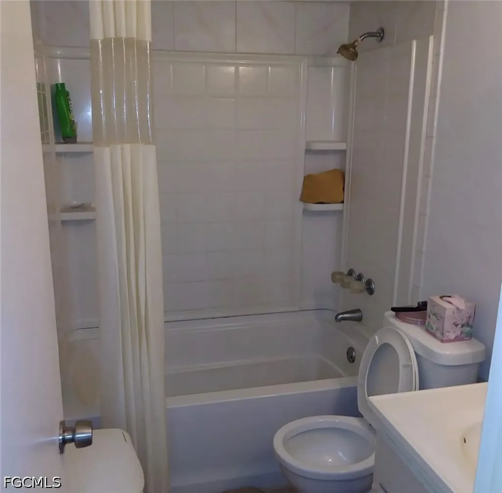 1806 / 1808 SW 15th Place Cape Coral FL 33991