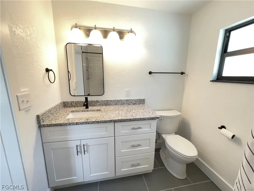 1562 Ransom Street Fort Myers FL 33901