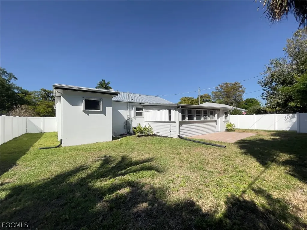 1562 Ransom Street Fort Myers FL 33901