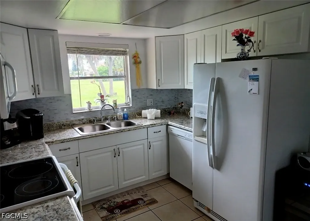 317 Tudor Drive Cape Coral FL 33904