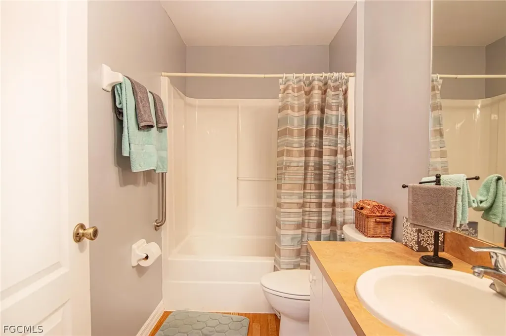 216 NW 11th Street Cape Coral FL 33993