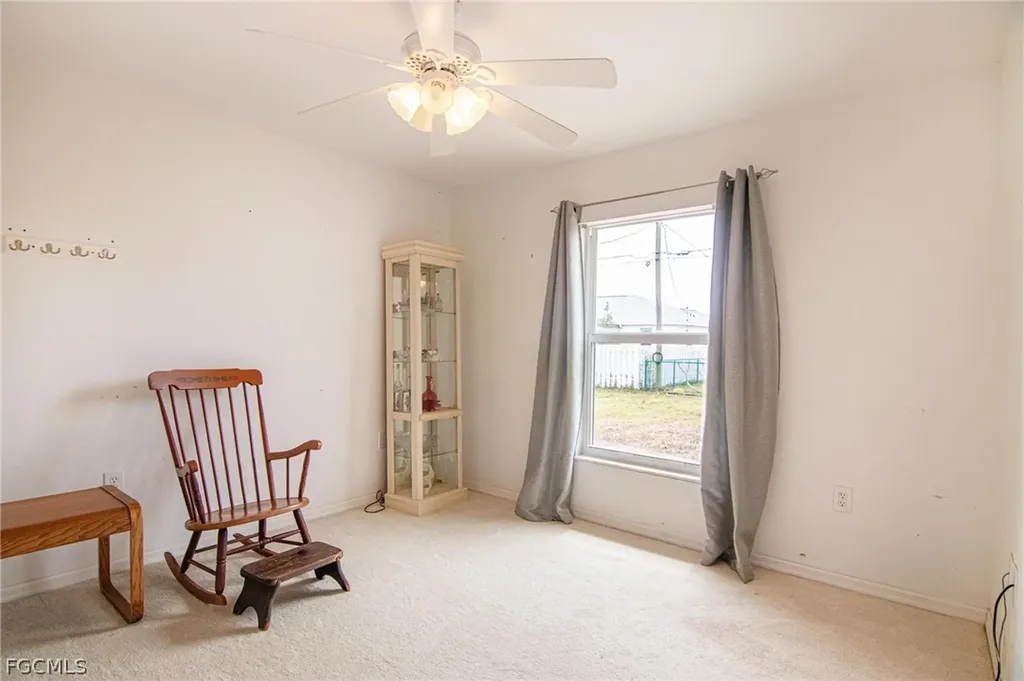 216 NW 11th Street Cape Coral FL 33993