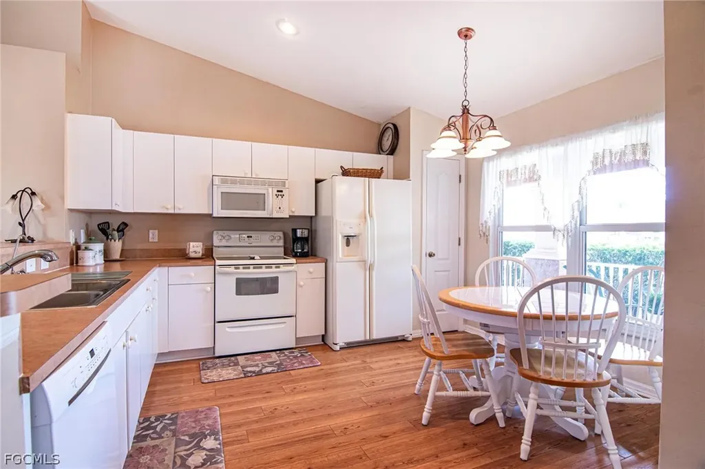 216 NW 11th Street Cape Coral FL 33993