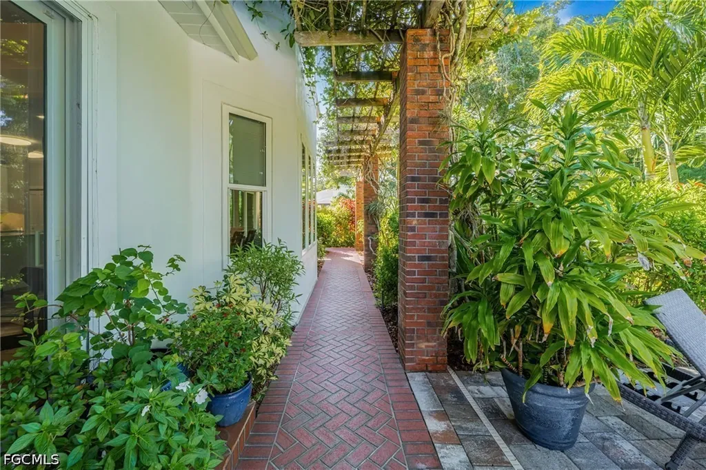 13672 Pine Villa Lane Fort Myers FL 33912