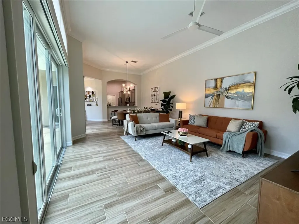 1628 Cayman Court Naples FL 34119