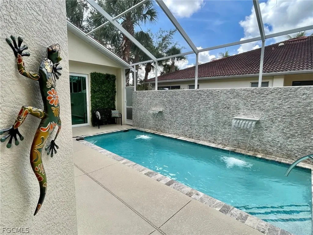 1628 Cayman Court Naples FL 34119