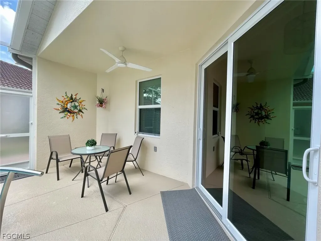 1628 Cayman Court Naples FL 34119