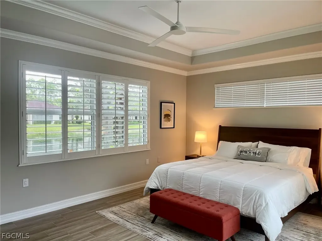 1628 Cayman Court Naples FL 34119