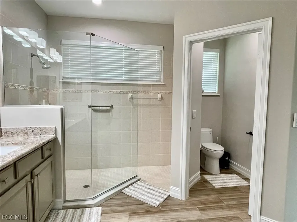 1628 Cayman Court Naples FL 34119