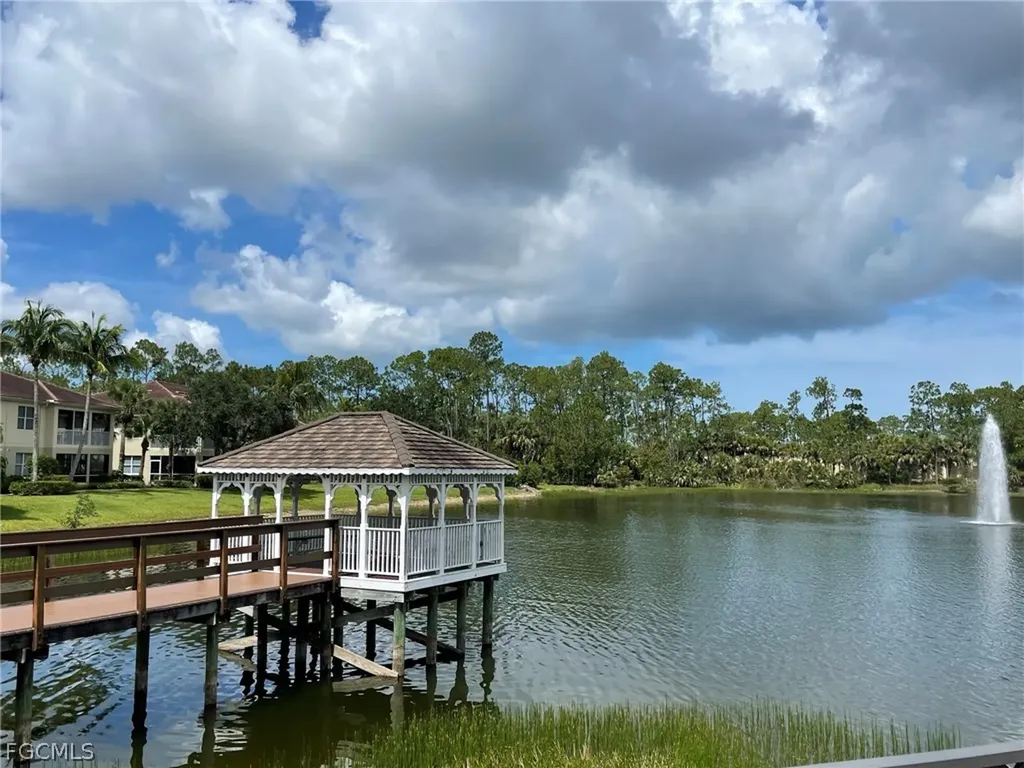 1628 Cayman Court Naples FL 34119