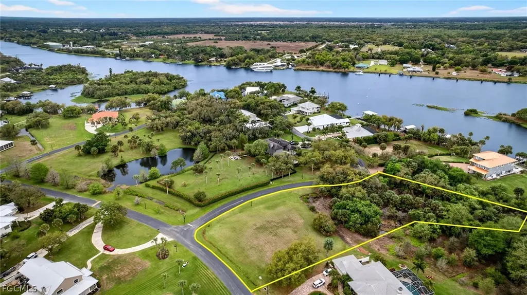 18151 Riverchase Court Alva FL 33920