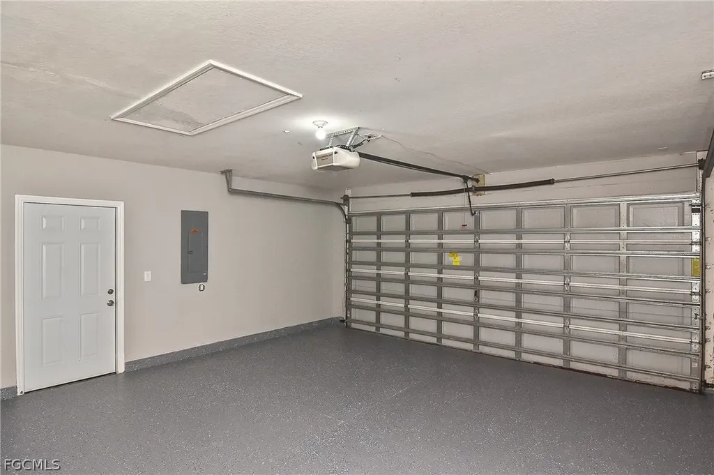 4016 35th Street SW Lehigh Acres FL 33976