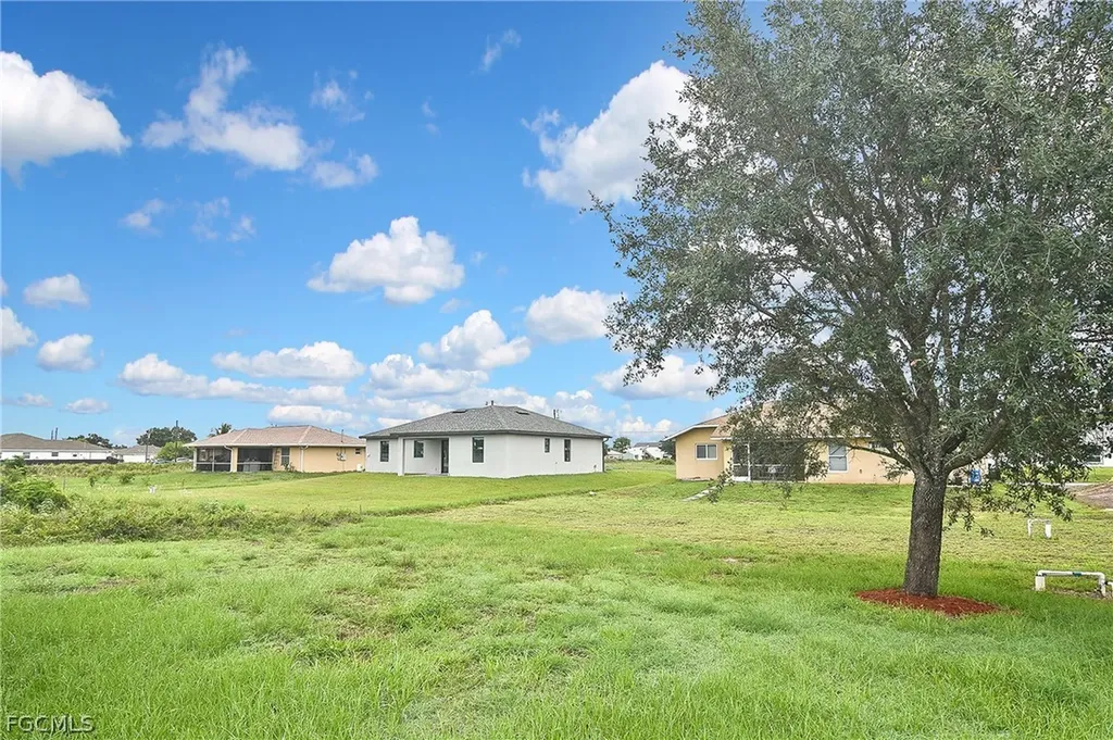 4016 35th Street SW Lehigh Acres FL 33976