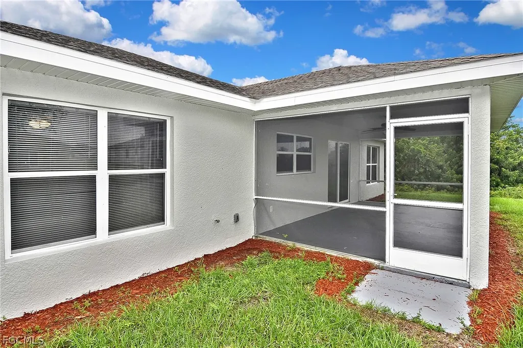 4016 35th Street SW Lehigh Acres FL 33976