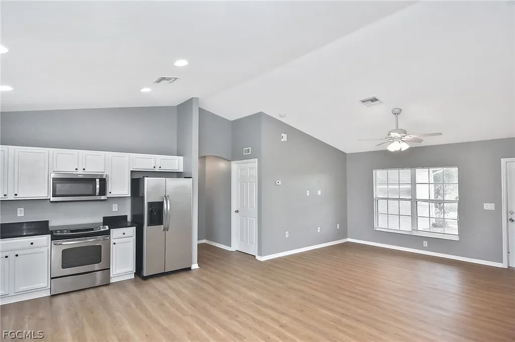 4016 35th Street SW Lehigh Acres FL 33976