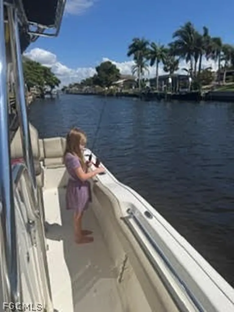 1220 SE 40th Street Cape Coral FL 33904