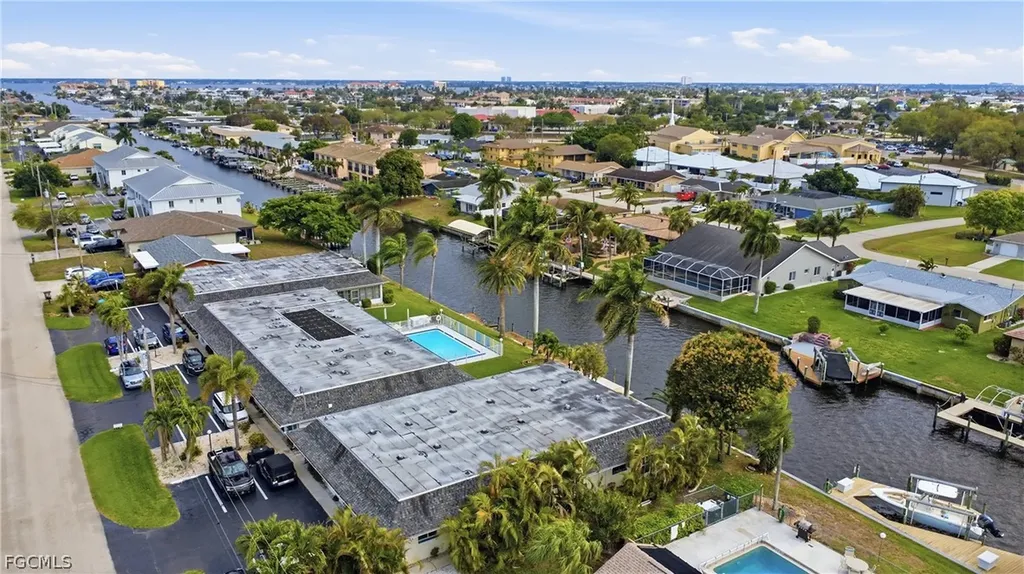 1220 SE 40th Street Cape Coral FL 33904