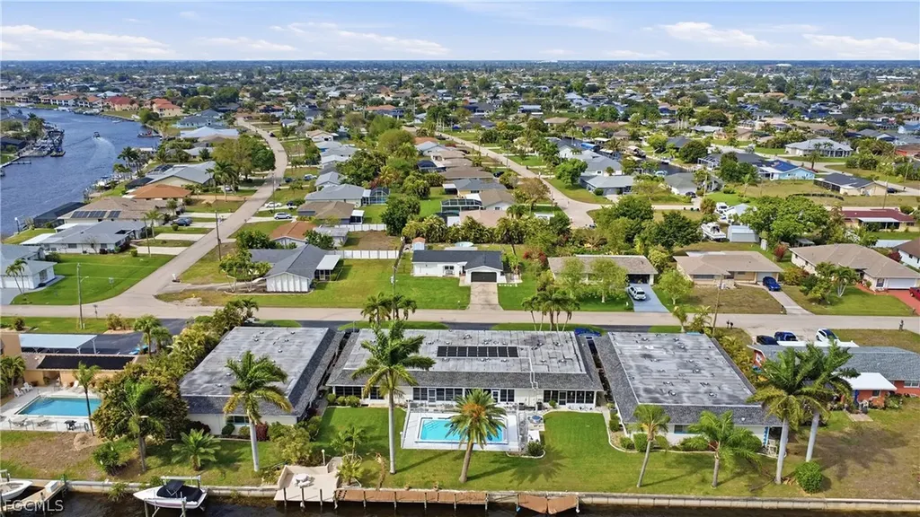 1220 SE 40th Street Cape Coral FL 33904